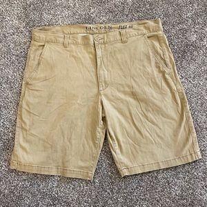 Men’s shorts size 40